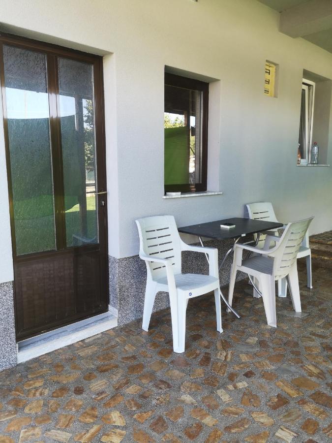 Mar-Vel - Goran Studio Apartments Ohrid Habitación foto